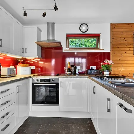 Finest Retreats - Knock Murton *
